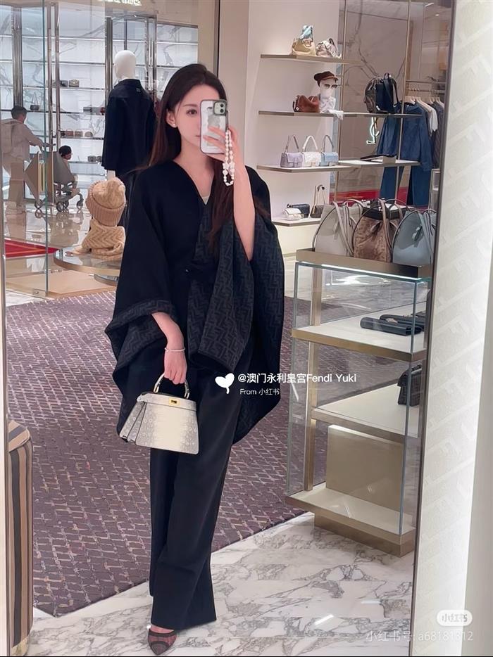 2026116112247701 100